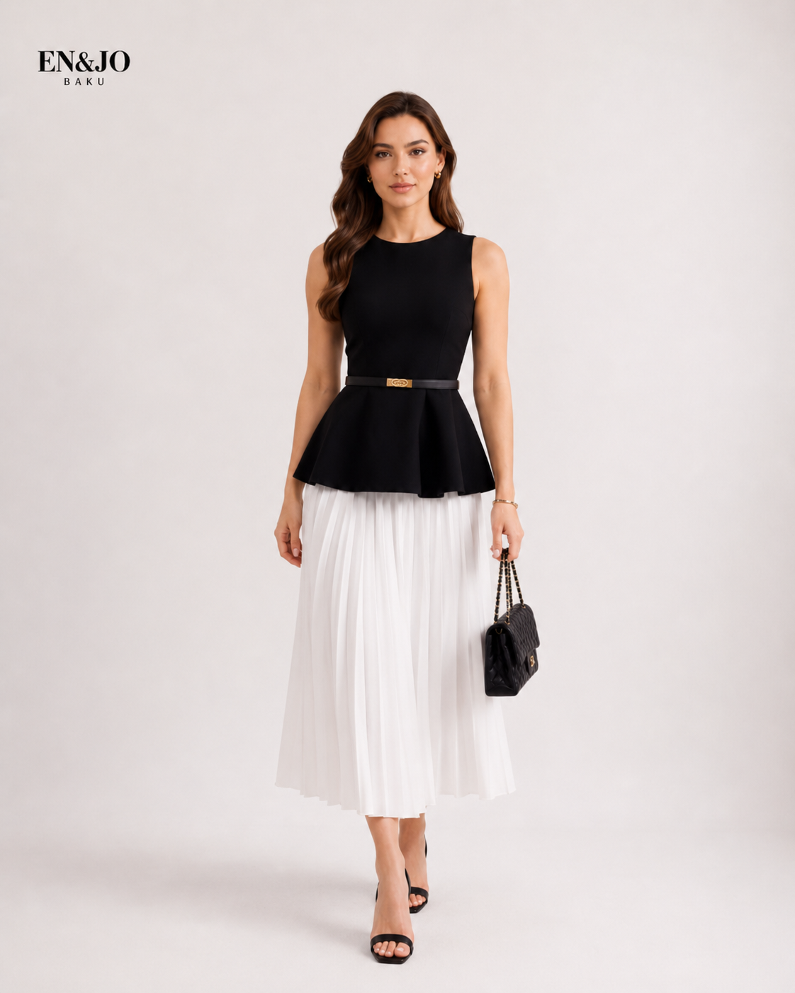 Noir Blanc Pleat Set